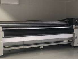 DOCAN UV Hybrid Printer FR 3210T LED Lamp Onix Rip Center with Kyocera KJ4a(x 6 heads ) Width 3.2m.  - picture1' - Click to enlarge