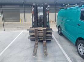 Mitsubishi 3.5T Forklift with fork clamp and rotator - picture1' - Click to enlarge