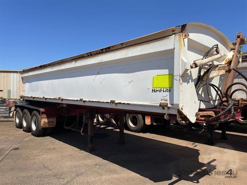 Buy Used Roadwest RWT TRI350 Trailers In , - Listed On Machines4u