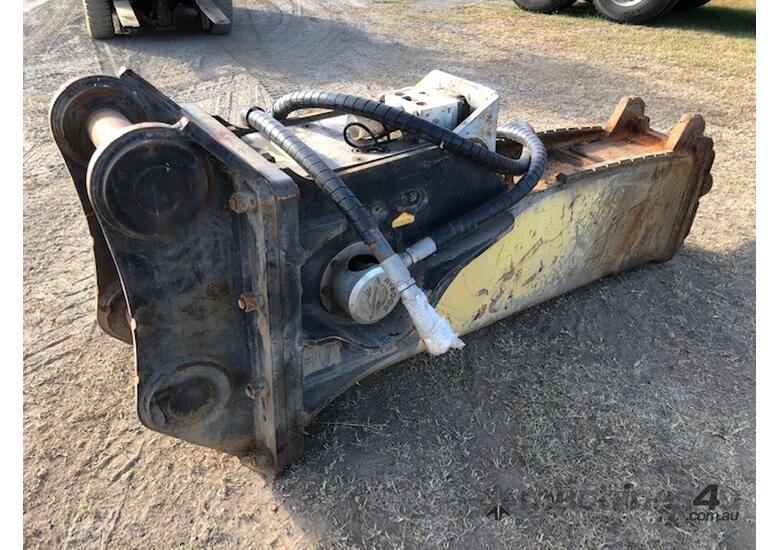 caption Soosan SQ80 2 Ton Silenced Rock Breaker