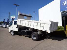 HINO DUTRO - picture1' - Click to enlarge