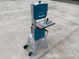 Unused Makita Band Saw - picture0' - Click to enlarge