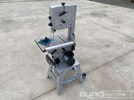 Unused Makita Band Saw - picture1' - Click to enlarge