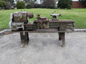 Vintage Colchester Triumph Lathe - picture0' - Click to enlarge