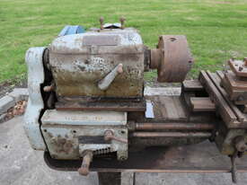 Vintage Colchester Triumph Lathe - picture1' - Click to enlarge