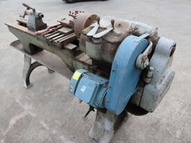 Vintage Colchester Triumph Lathe - picture2' - Click to enlarge