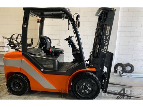 Baoli 2.5T Dual Fuel Forklift Demo