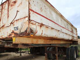 TANDEM AXLE SEMI TRAILER END TIPPER - picture0' - Click to enlarge