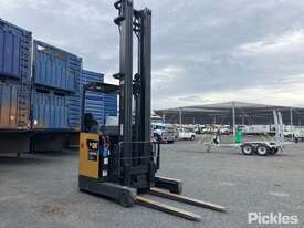 2015 Caterpillar Electric Reach Forklift - picture0' - Click to enlarge