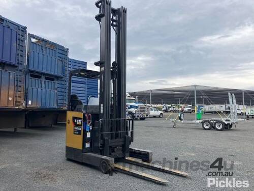 2015 Caterpillar Electric Reach Forklift