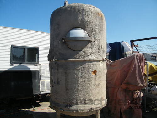 stainless  steel  tank  with  coil