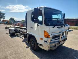 2010 Hino FD 500 4x2 Container Truck (With Tuckaway Taillift) - picture2' - Click to enlarge