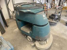 Floor Scrubber - picture0' - Click to enlarge