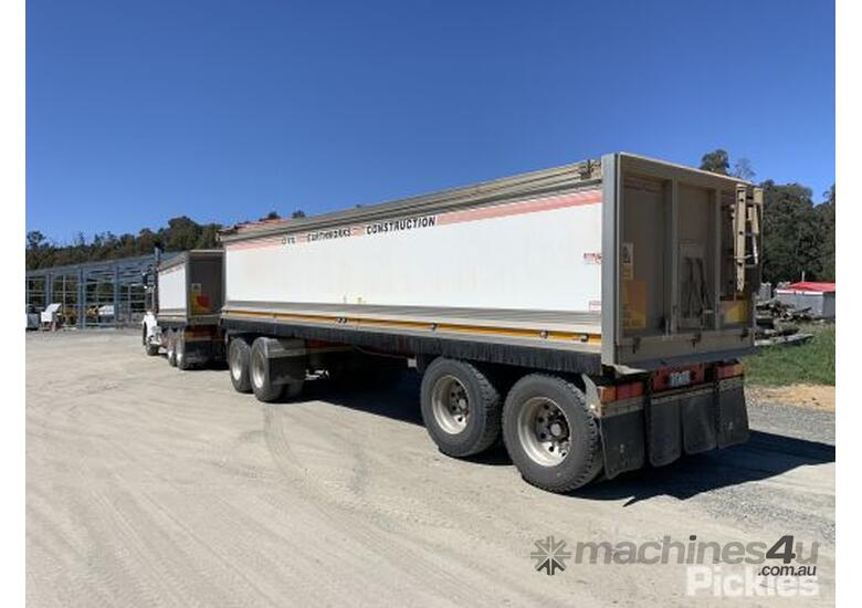 Buy Used 2017 hamelex white 2017 Hamelex White Quad Axle Dog Trailer ...