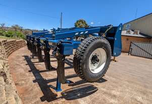 Agrowplow AP72 Deep Ripper | 9x388 (3.5m) | Rigid or Hydraulic