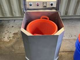 Tripax Lettuce spinner / dryer - picture0' - Click to enlarge