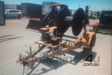 1 ton hyd self loader cable drum trailer , hyd jack legs , hyd independent lift arms ,