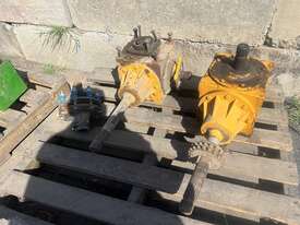 Hadbro Chaser Bin Angle Drive Gear Boxes - 2 - picture0' - Click to enlarge