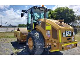 CAT CS78BLRC Vibratory Single Drum Smooth - picture2' - Click to enlarge