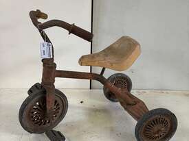 VINTAGE 3 WHEEL TRIKE - picture0' - Click to enlarge