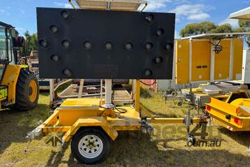 Aldridge Mobile Directional Arrow Trailer