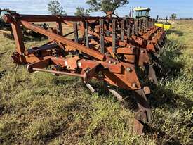 TWIN RIVERS 8 ROW CULTIVATOR  - picture2' - Click to enlarge