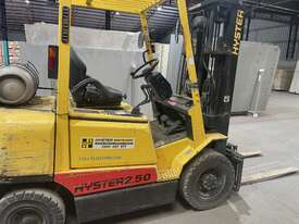 Hyster 2.5T Container Mast LPG - picture0' - Click to enlarge
