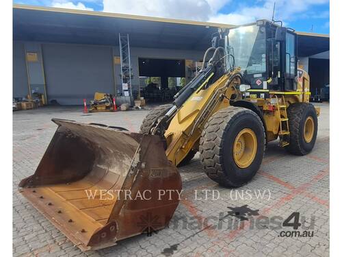 CAT 930H Wheel Loaders integrated Toolcarriers