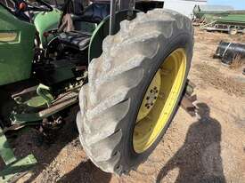 John Deere 1640 Open Cab FWA - picture2' - Click to enlarge