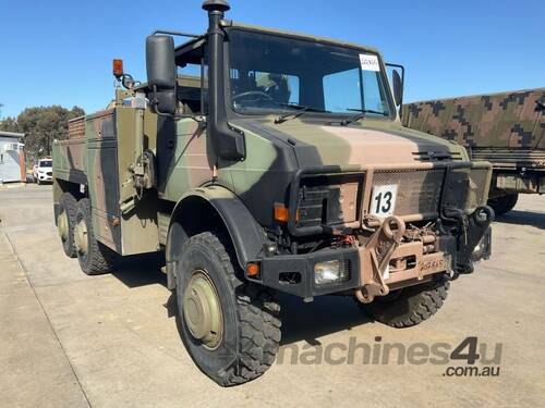 2000 Mercedes Benz Unimog U2450L Wrecker