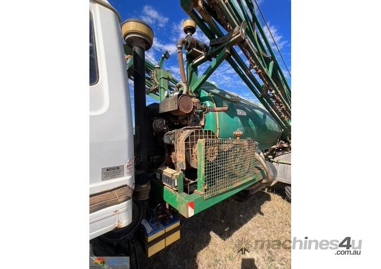 caption (3510) Hino - 4x4 Spray Truck (Moffatdale, QLD)
