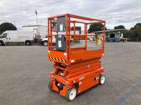 2014 Skyjack SJ1113219 Scissor Lift - picture1' - Click to enlarge