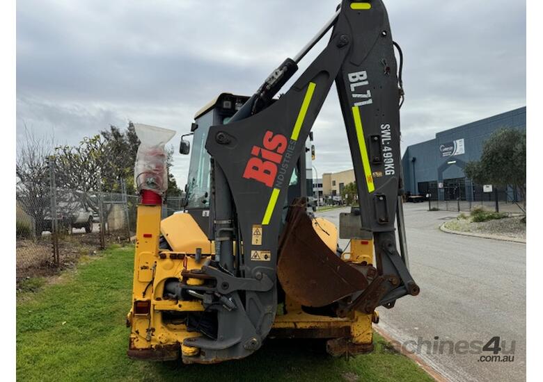 caption Backhoe Volvo BL71 2006 4x4 4 in 1 bucket 6200 hours