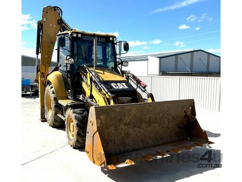 caption 2016 CATERPILLAR 432F 2 BACKHOE