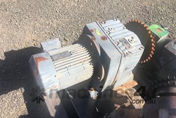 Geared Unit 4 kw SEW 24-1 ratio