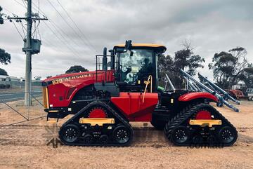 2023 620hp Versatile QuadTrack Tractor - RARE only a handful in Australia!