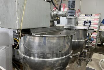 450L Steam Jacketed Kettle Ideal for Efficient Cooking & Mixing!