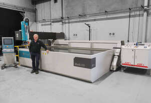 PERFORMATEC - Waterjet Cutter (Flow Mach 200 - 1.3m x 1.3m - Reliable Precision)