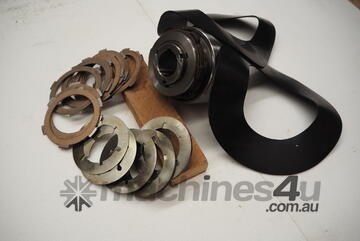 MSL896 - SAFOP LATHE (ITALY) -  SPARE PARTS - DOUBLE CLUTCH, DISCS & RUBBER MEMBRANE - (~25 ITEMS)