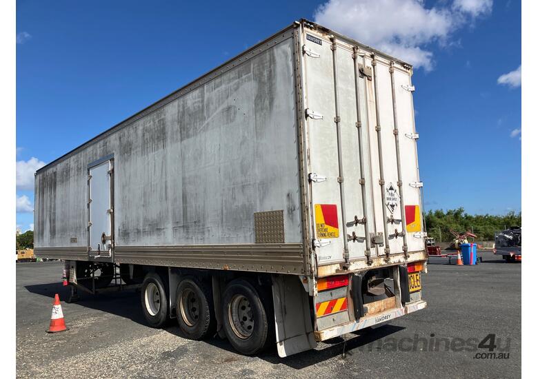 caption 2006 Vawdrey VB S3 44ft Tri Axle Pantech Trailer