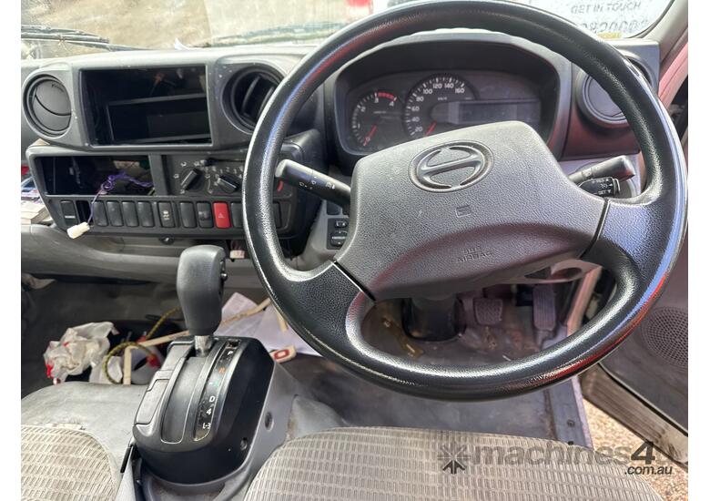 caption 2017 Hino 300 616 Refrigerated Pantech