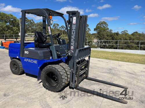 Dual Wheel Diesel Forklift