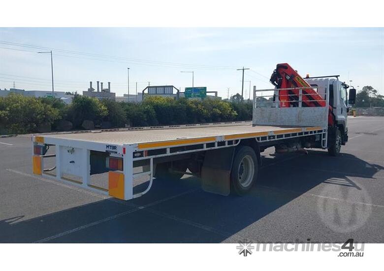 caption Isuzu FTR
