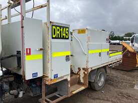 2007 Isuzu NPS Service Body - picture2' - Click to enlarge