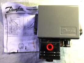 Danfoss CAS155 Pressure transmitter (060-3130)
 - picture0' - Click to enlarge