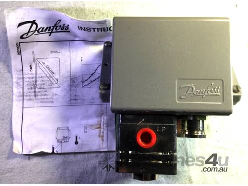 caption Danfoss CAS155 Pressure transmitter (060-3130)