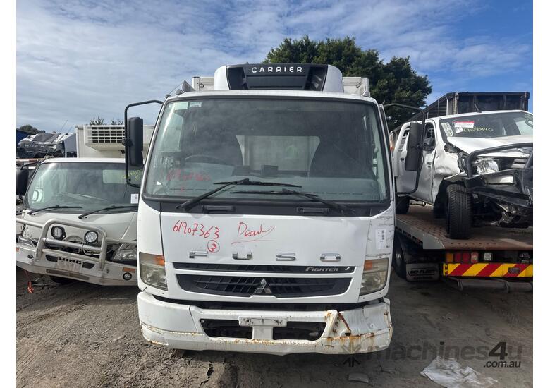 caption 2009 Mitsubishi Fuso Fighter FK600 Refrigerated Pantech