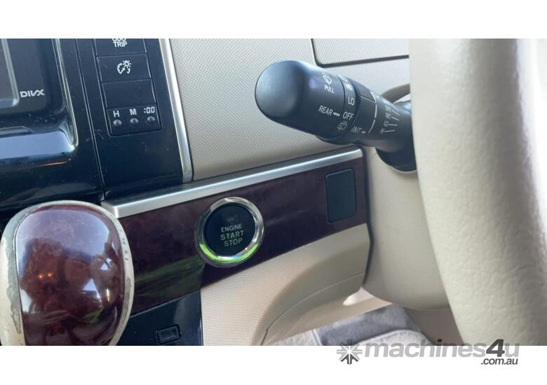 caption 2015 Toyota Tarago Ultima Petrol