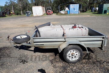 400L diesel pod in box trailer