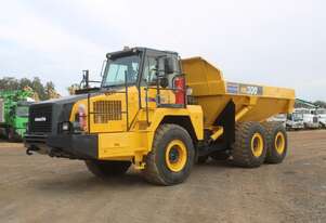 Komatsu 2016   HM300